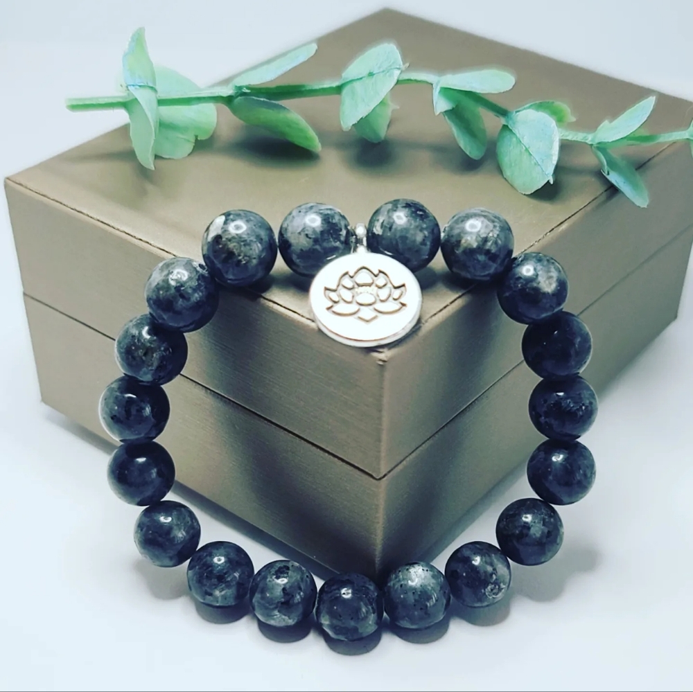 Labradorite bracelet - Picture 4 of 4